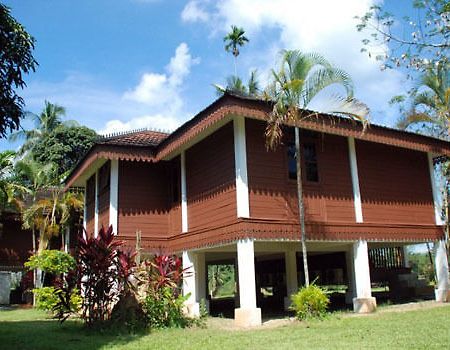 Green Village Pasir Salak Eco River Resort Kampung Gajah  エクステリア 写真