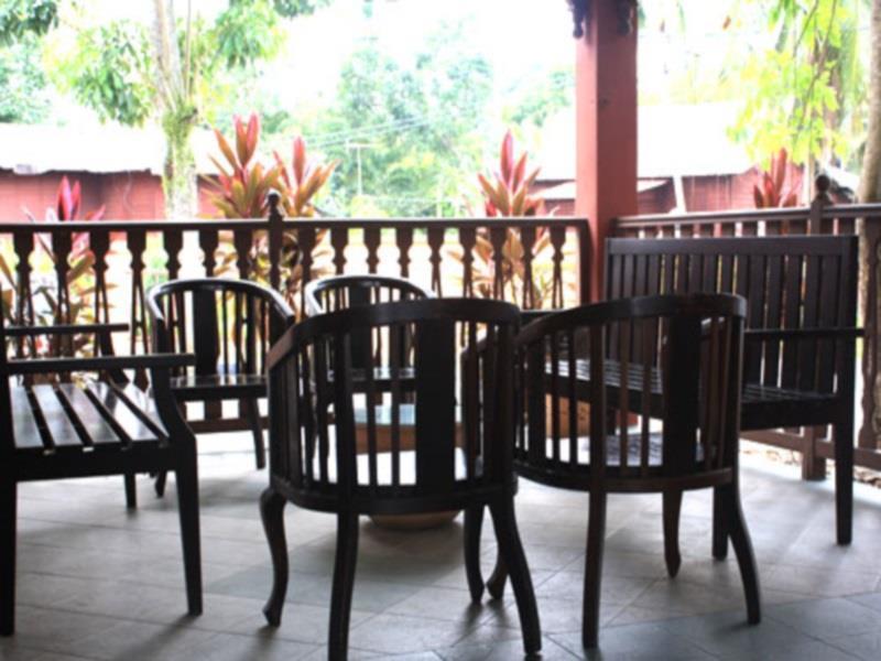 Green Village Pasir Salak Eco River Resort Kampung Gajah  エクステリア 写真