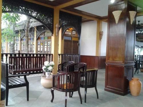 Green Village Pasir Salak Eco River Resort Kampung Gajah  エクステリア 写真